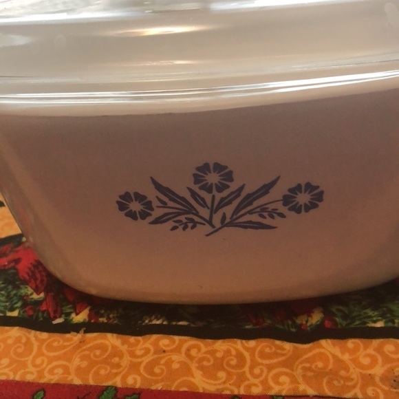 𝅺VTG First Generation Corningware. 2.5 quart with glass lid - Picture 4 of 4